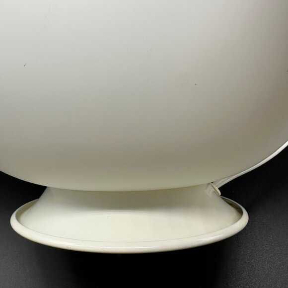 Thomas O'Brien Vintage Modern Table Lamp 14" Round White Glass Ball Visual 2005 - Picture 4 of 9
